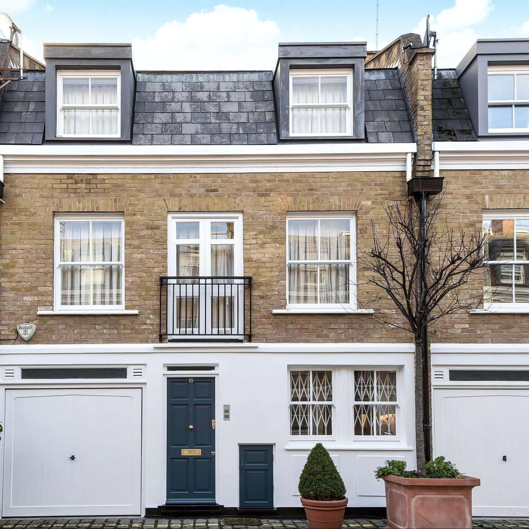 Townhouse in London with Navy Blue Door